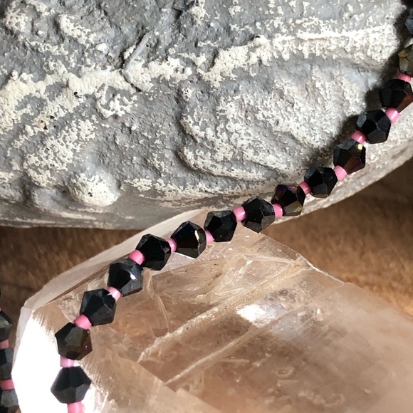 - Barbie Pink Choker Style necklace - Picture 6 of 6